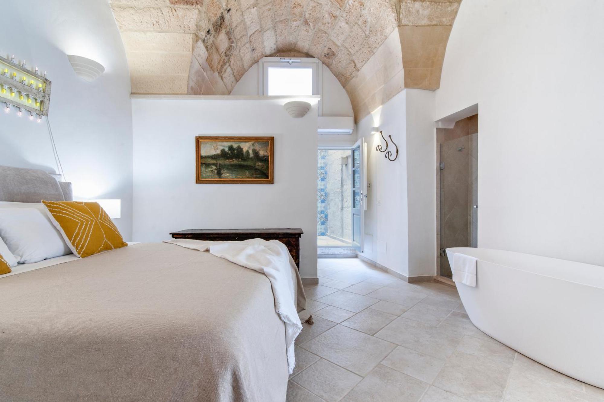 Tancredi Suites - Lecce Selection ภายนอก รูปภาพ