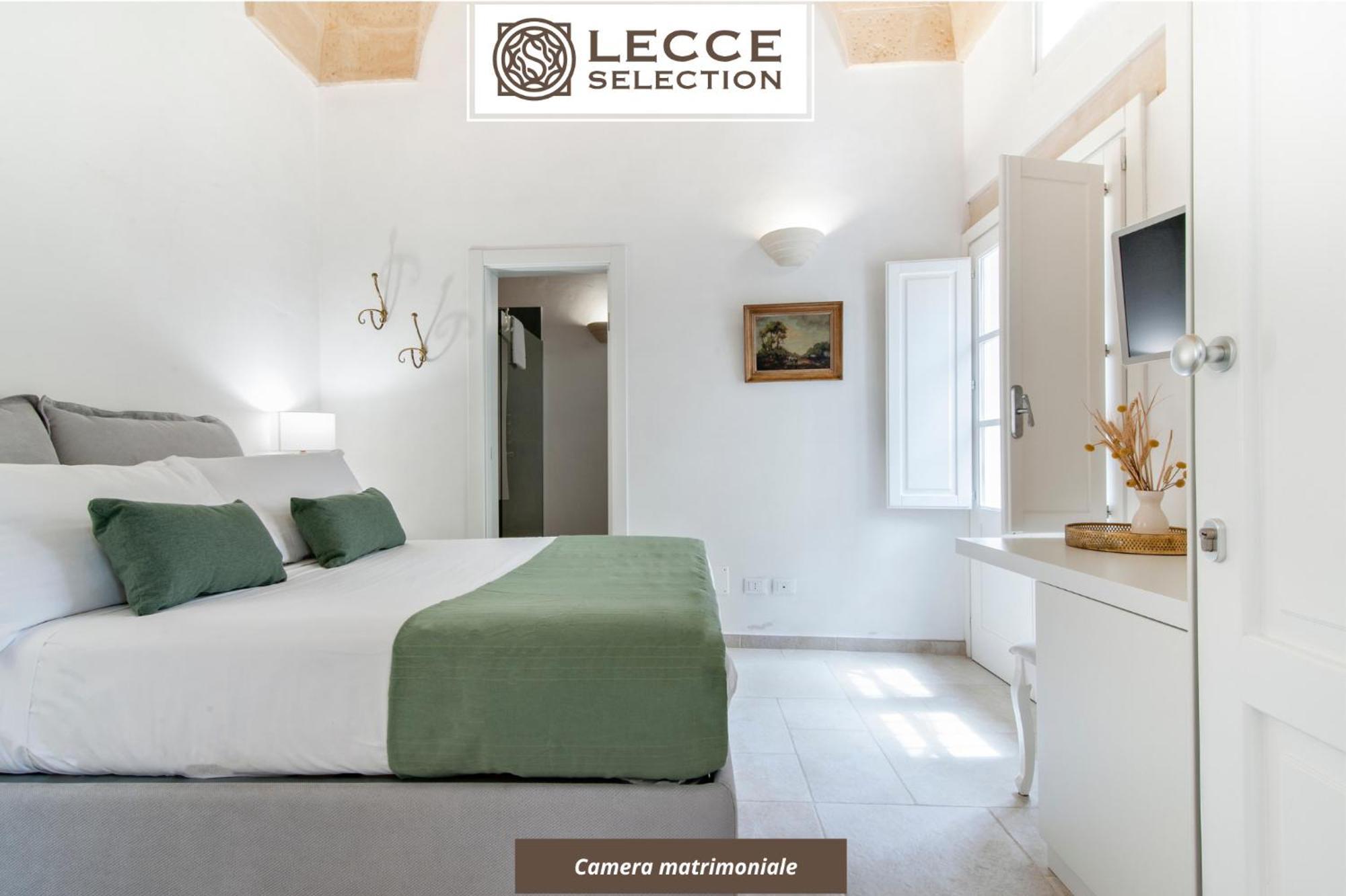Tancredi Suites - Lecce Selection ภายนอก รูปภาพ